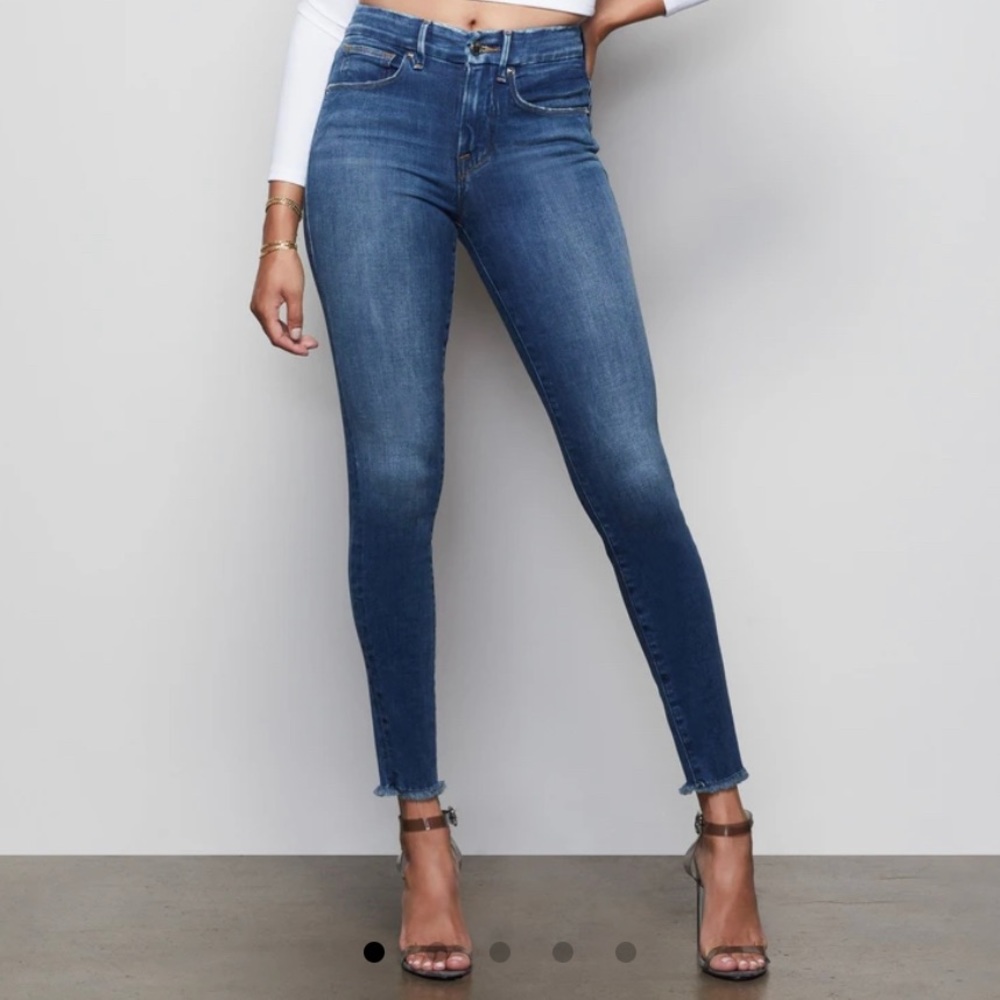 Good American Good Legs frayed hem jeans